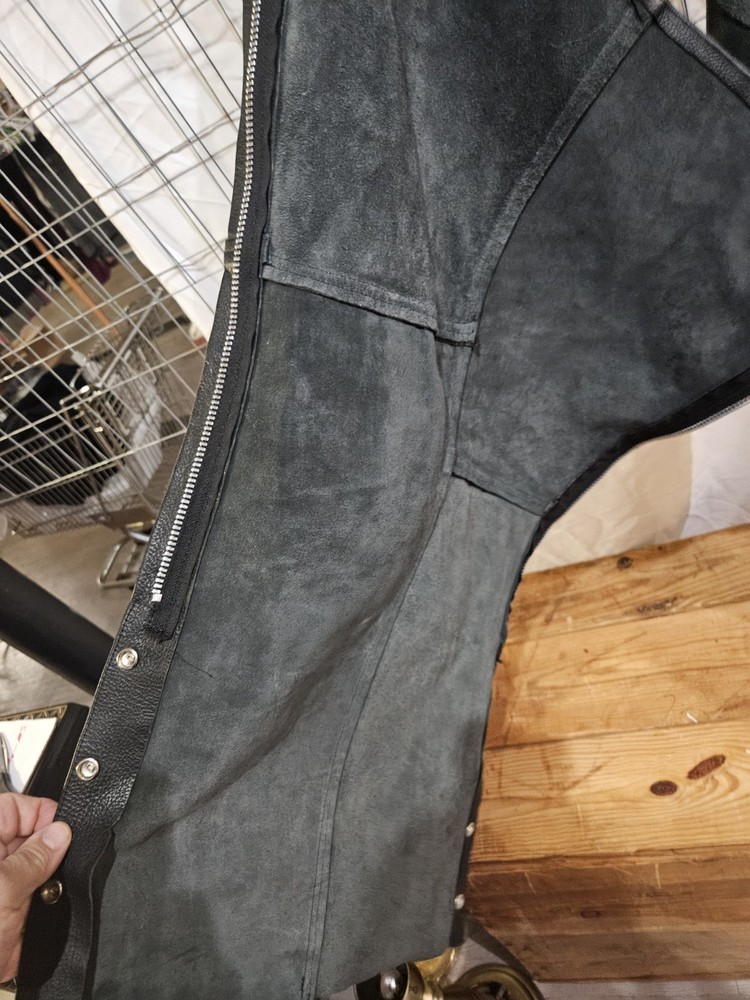 Black Leather Size 4 River Road Brand Chaps