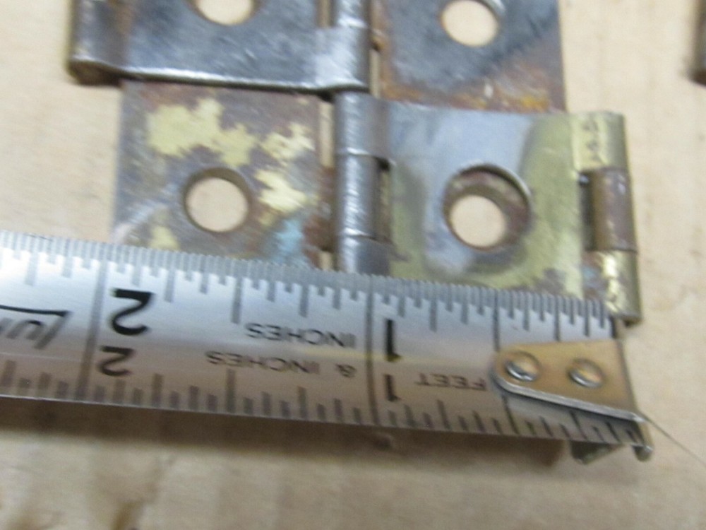 Lot of 30 Assorted hinges