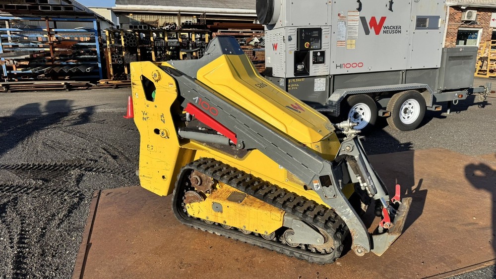 Wacker Neuson SM100 Mini Track Loader, Yanmar Diesel