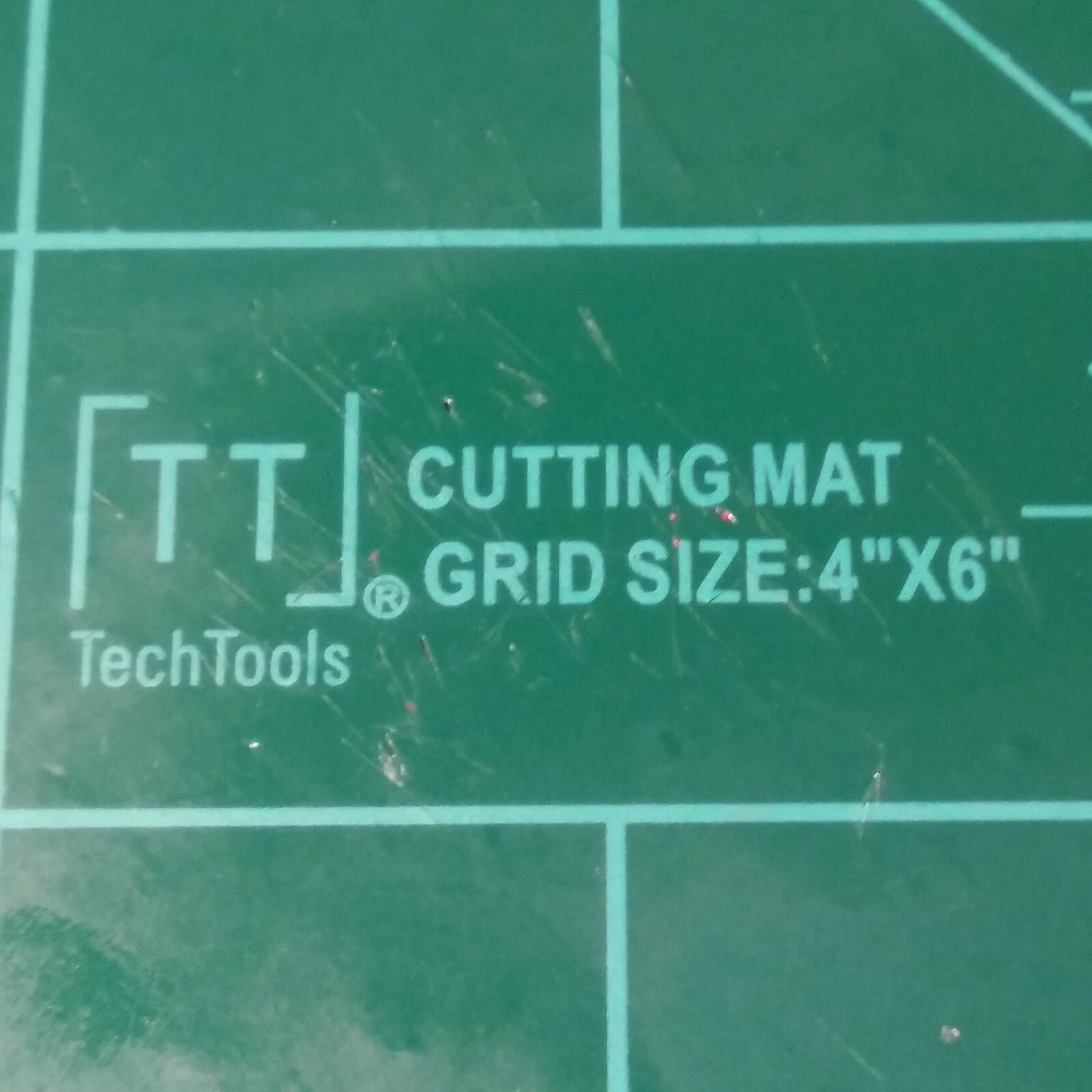 Tech Tools Cutting Mat with Printed Grid PVC Fabric Craft 4 x 6 inch