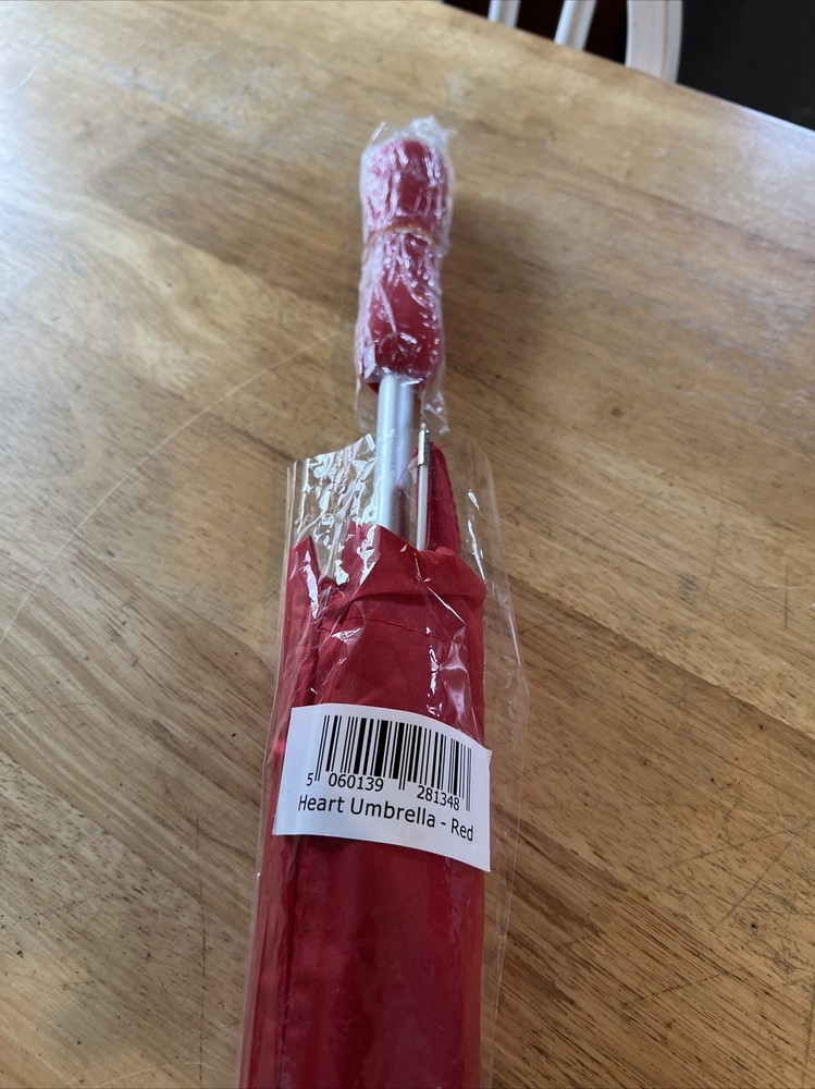 Heart Shape Umbrella 36” NEW