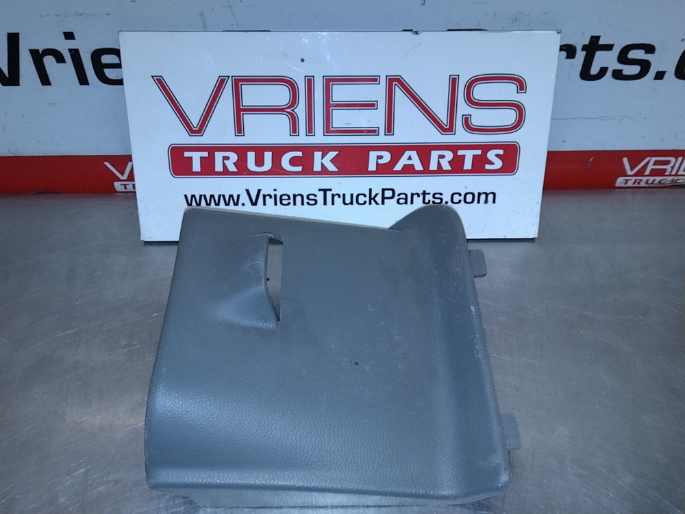 KENWORTH S22-6100-671 COVER-ACCESS