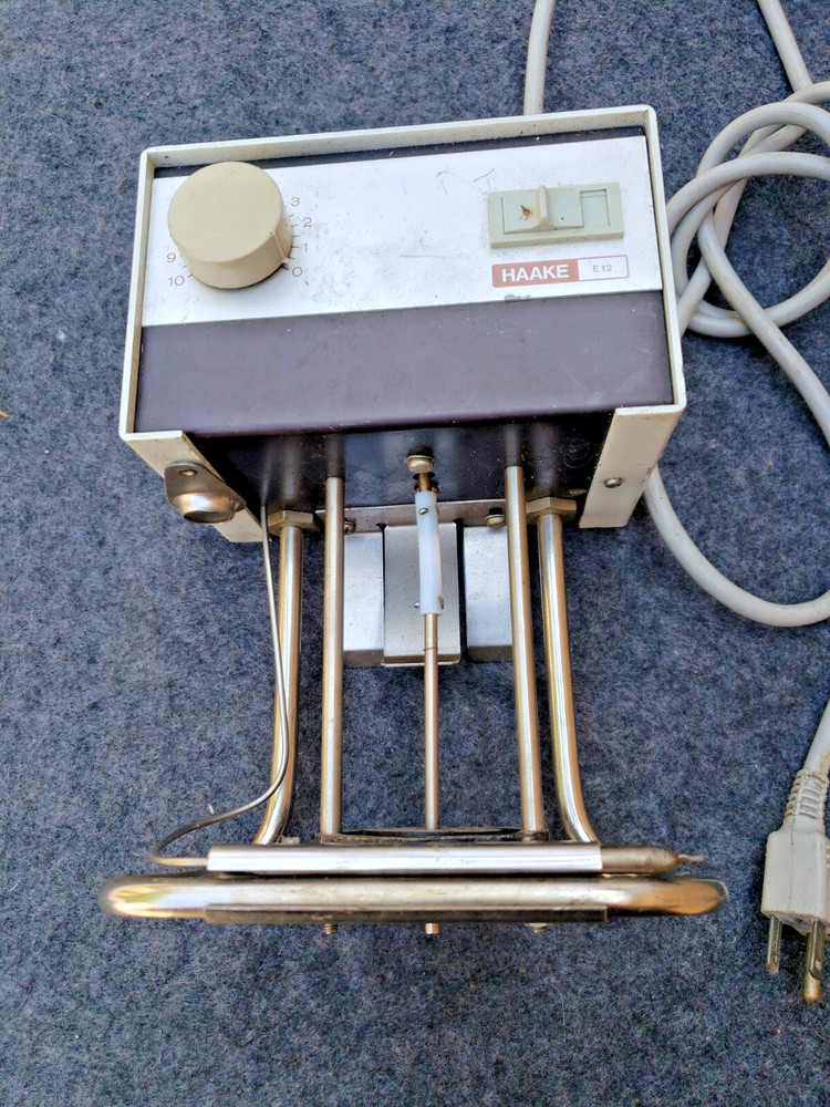 HAAKE  MODEL E12 HEATED WATER BATH CIRCULATOR  IMMERSION  RECIRCULATING...(OSSD)