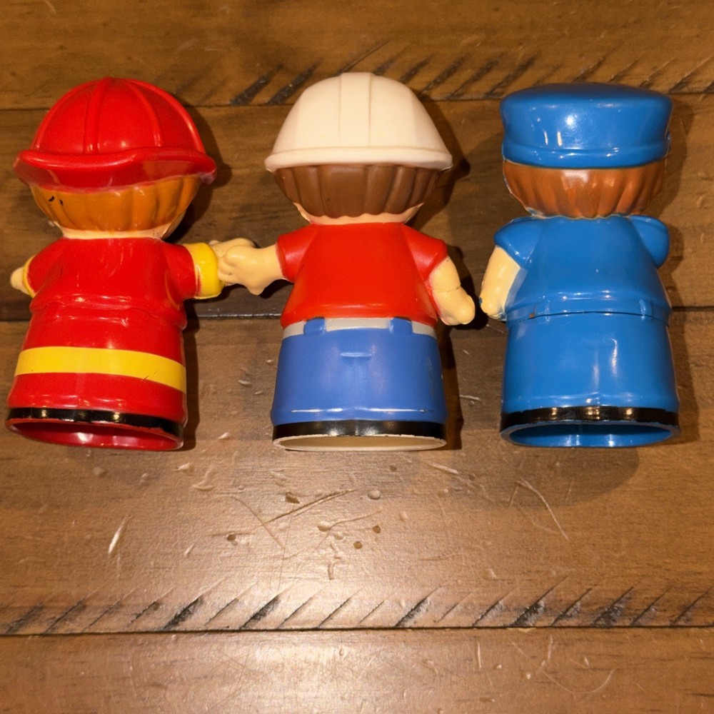 Mega: Mega Bloks - Firefighter, police man & construction worker Figures (3)