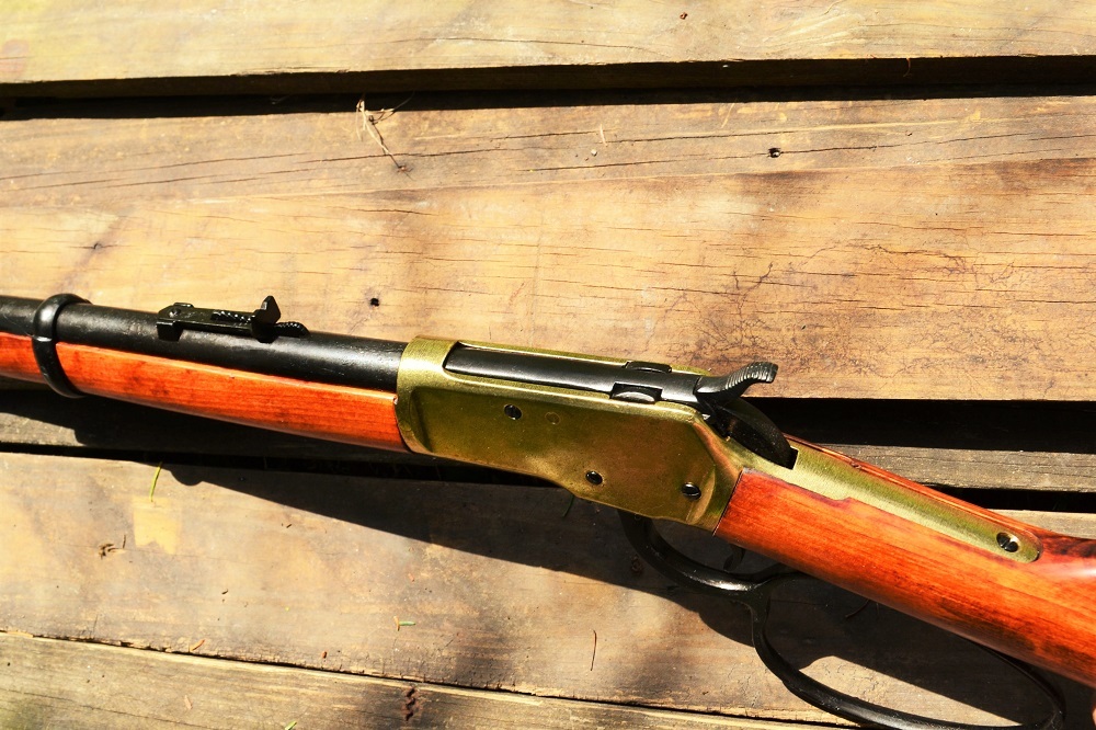 Winchester M1892 Looped Lever Rifle - The Rifleman - John Wayne - Denix Replica