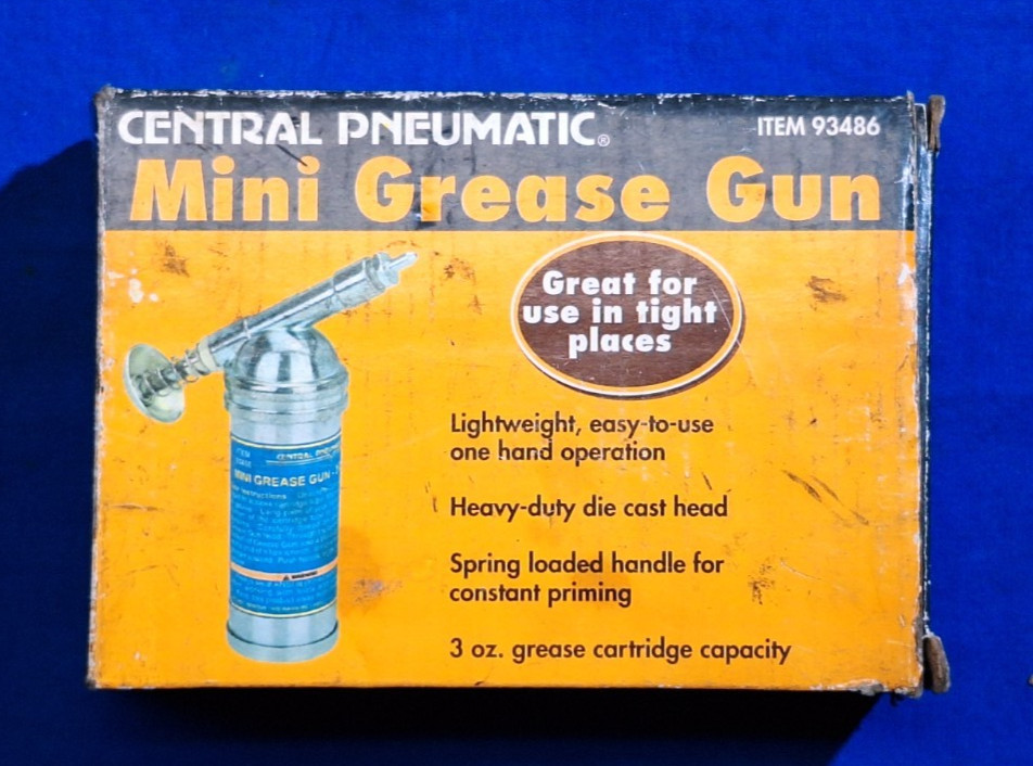 Central Pneumatic 93486 MINI GREASE GUN  NEW!