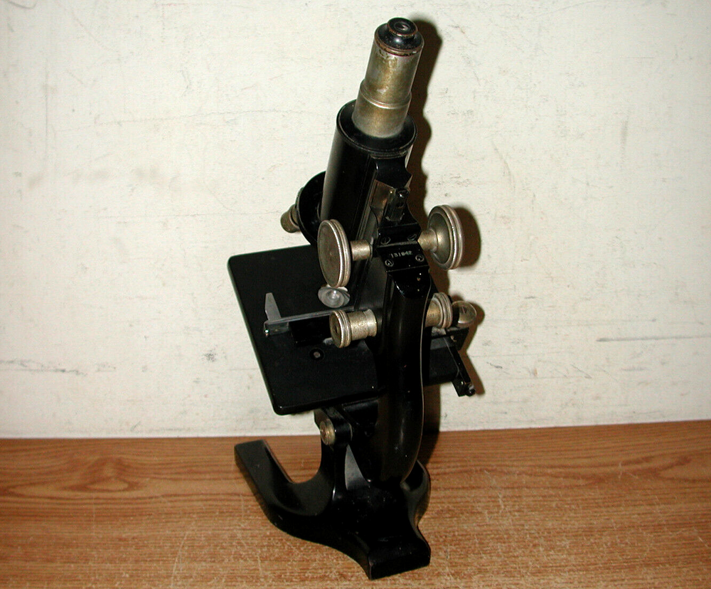 VINTAGE SPENCER BUFFALO CAST IRON BLACK MICROSCOPE #131942