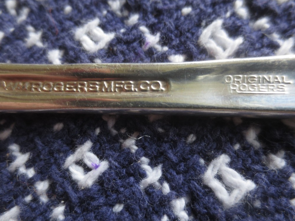 Vintage ROGERS Mfg. Co. SILVERPLATE Meat Fork & Berry Serving Spoon Set