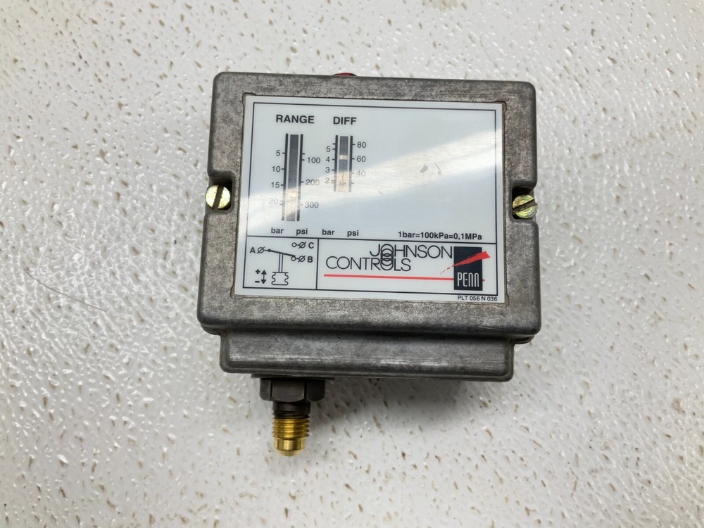 Johnson Controls P77AAA-9351 Pressure Control P77AAA9351 P77AAA