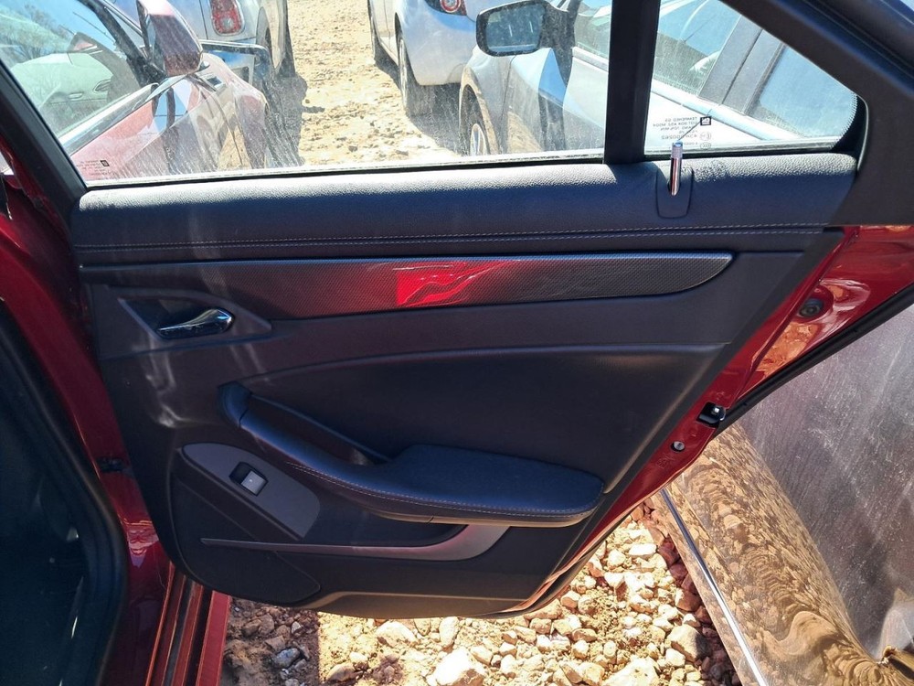 CTS 2012 Glove Box 4828678