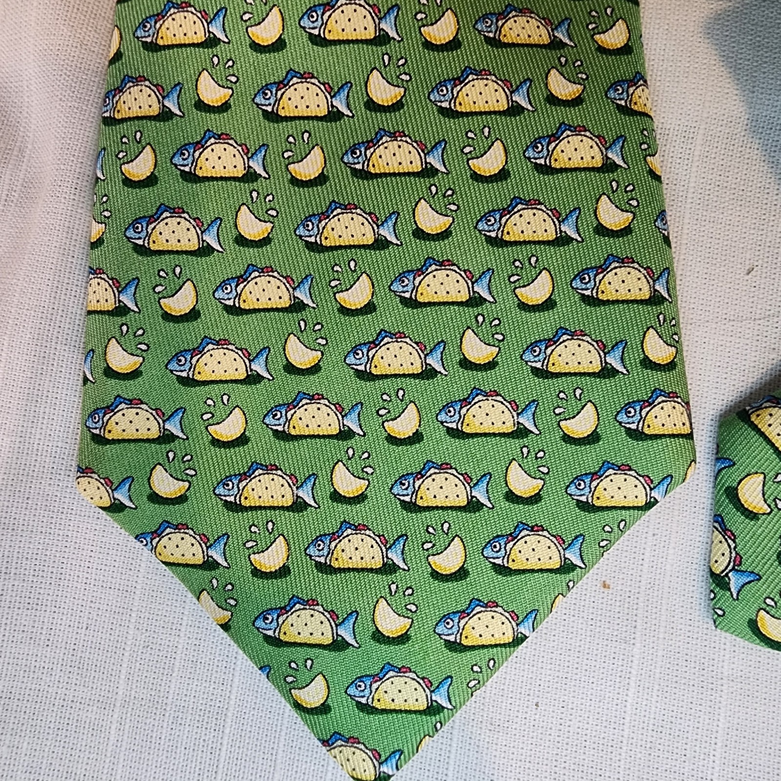 Vineyard Vines, Shep & Ian, Boy's Silk Necktie, Green, Fish Tacos, USA, Nice!