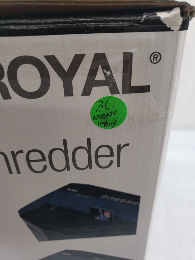 ROYAL Microcut 10 Sheet 3.75 Gallon Microcut Shredder with Pull out Wastebasket