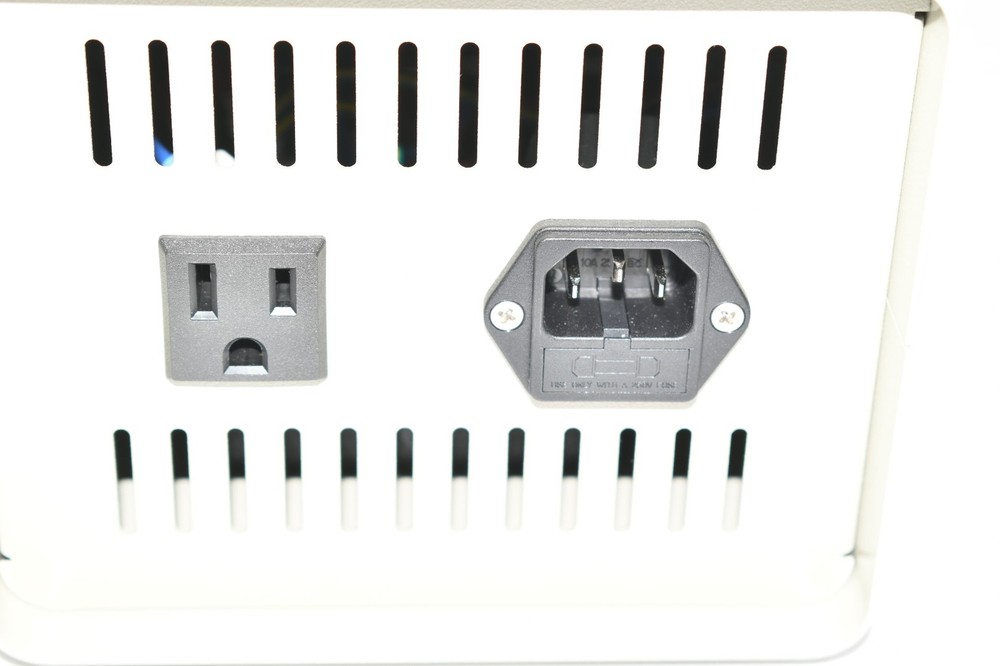 Eagle Signal B506-7001 PLC Timer Module With Enclosure Pushbutton Switch Plug