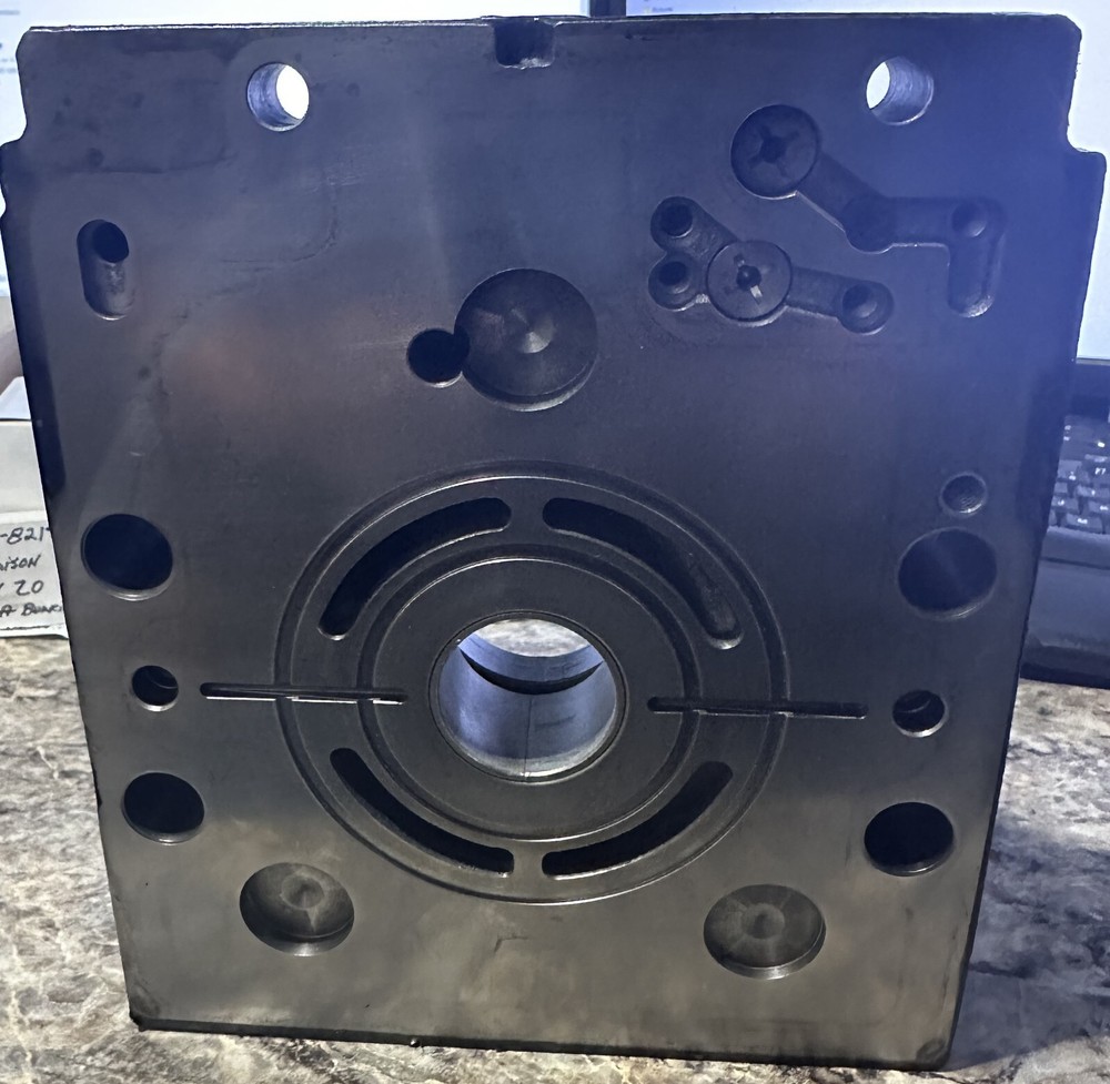 8100566, Danfoss, 90-075, End Cap Assembly