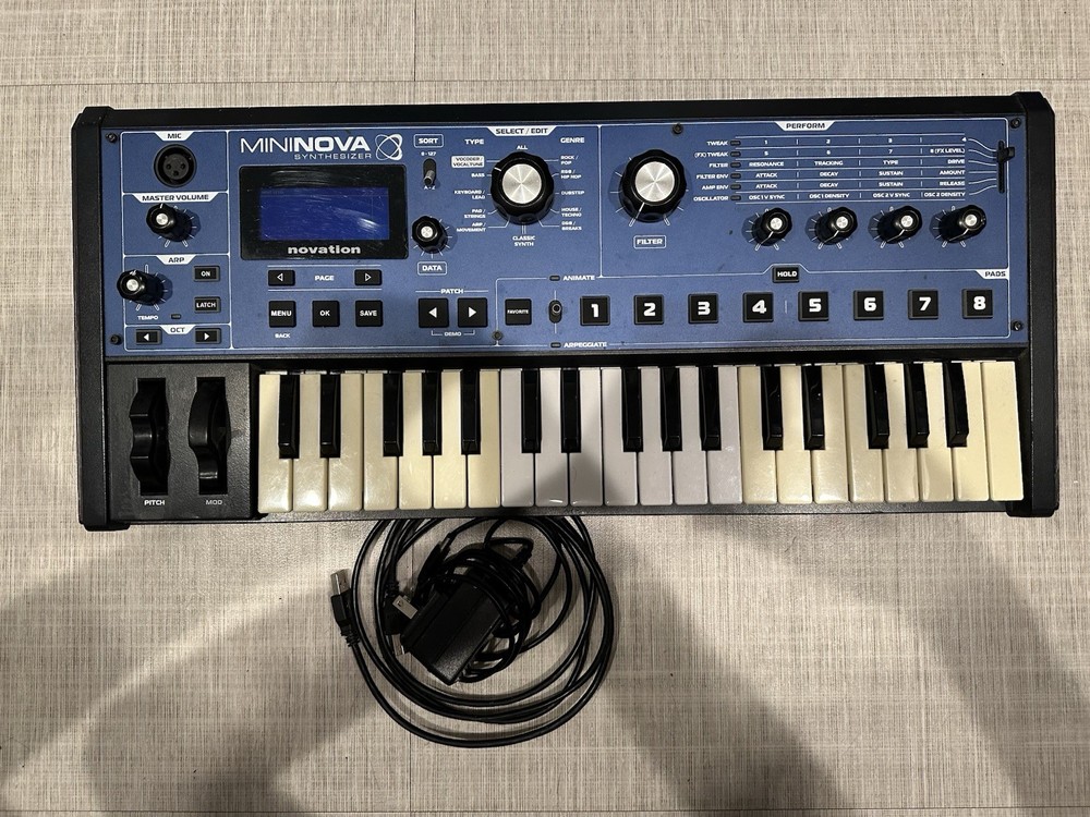 Novation MiniNova 37-Key Synthesizer Vocoder