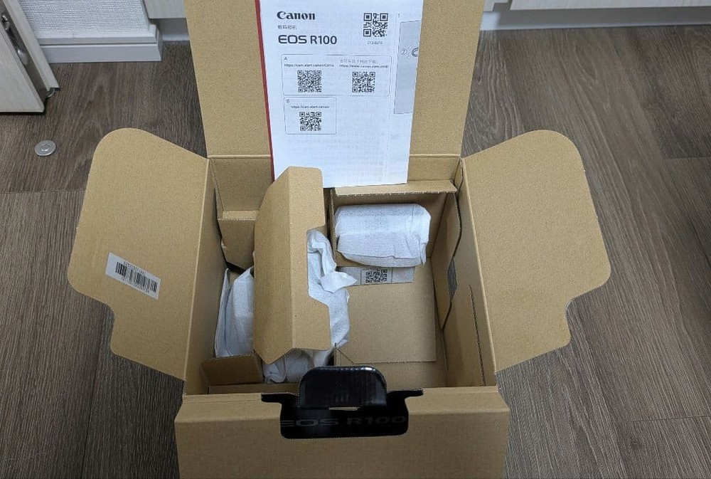 Canon EOS R100 Body 773240