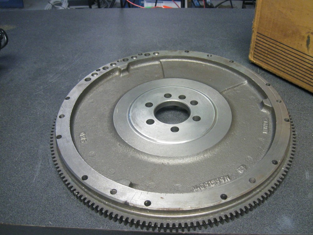 MERCURY MARINE FLYWHEEL ASSY 9558 UNDERSHELFJ6
