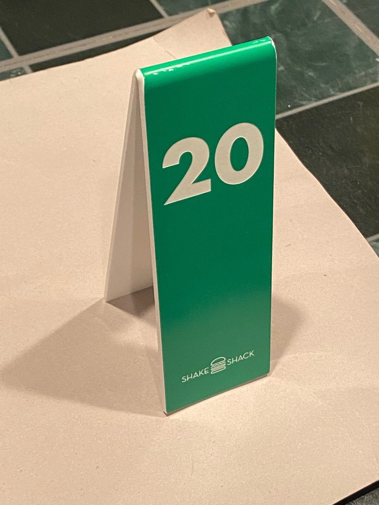 Shake Shack #20 Plastic Green Table Tent *Pre Owned* rrr1
