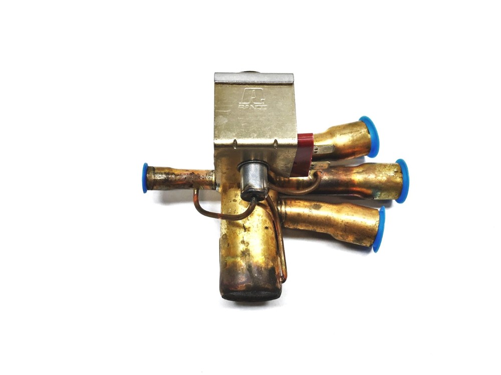 Carrier Valve Reversing EF17BG211 NOS