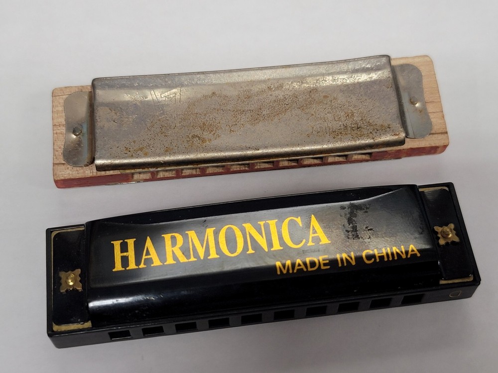2 HARMONICA MADE IN CHINA TK