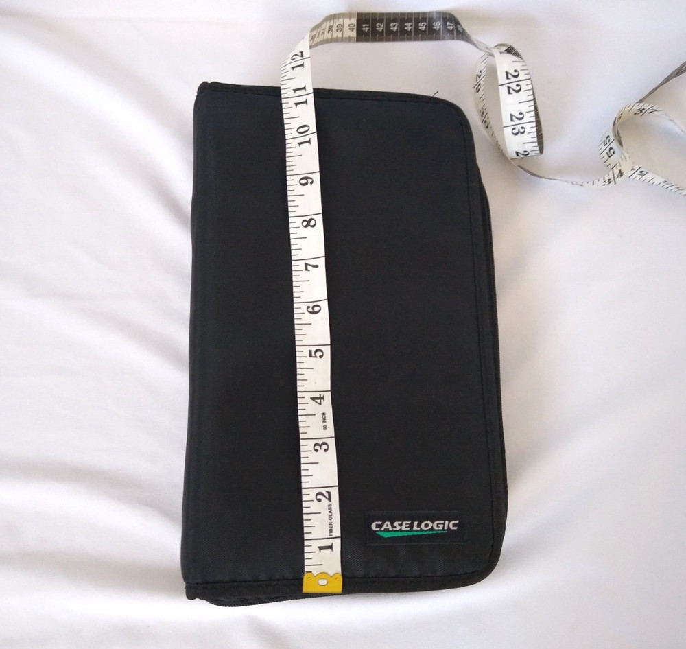 Vintage Case Logic Disk Holder Black 30 Disk CD / DVD Holder Soft Case Storage..