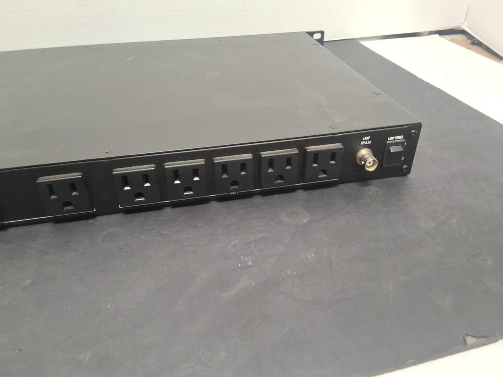 Furman PL-PLUS C 15A Power Conditioner