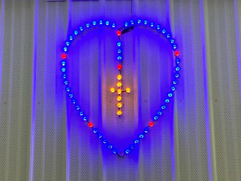Heart Shaped LED Lighted Outdoor/Indoor Rosary, House or Barn, Catholic Blue