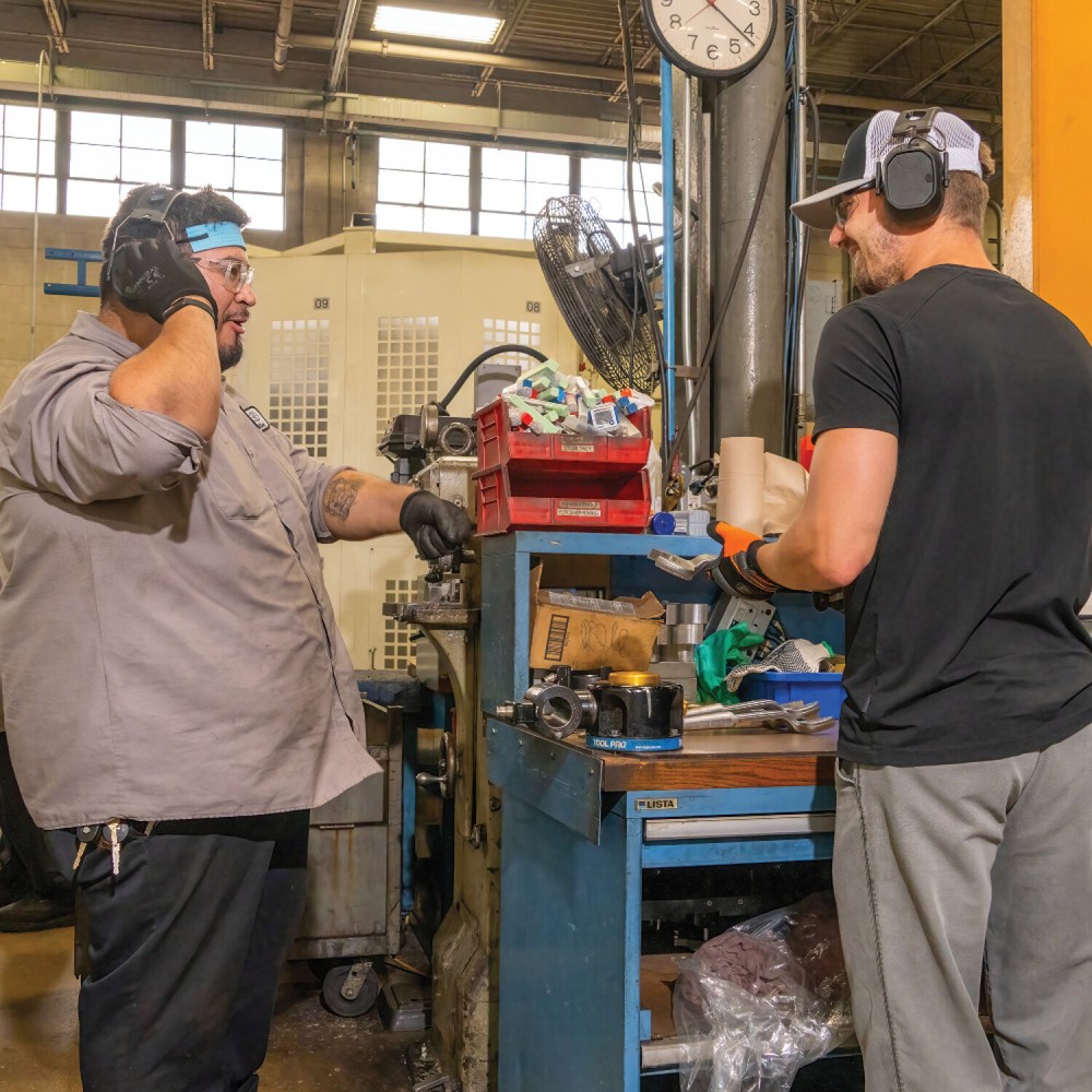 Klein Tools AESEM1S Situational Awareness Bluetooth® Earmuffs