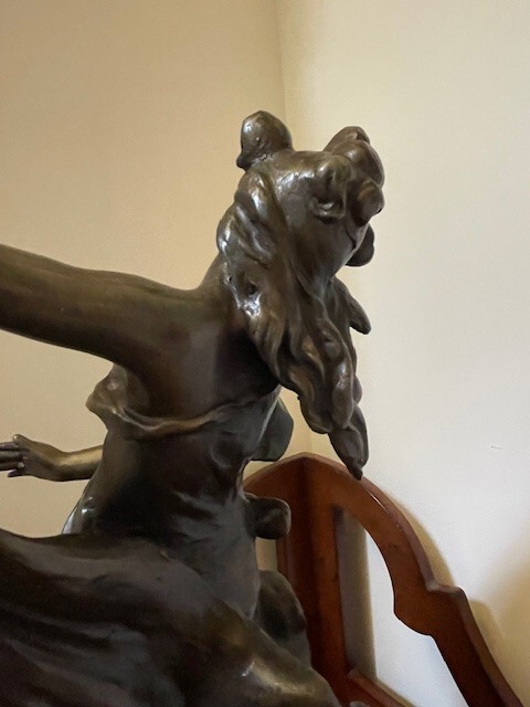 Auguste Moreau Figural Bronze - En Vedette - Signed