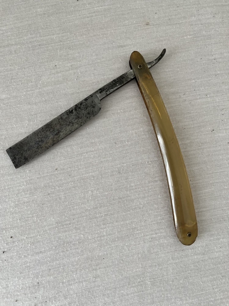 Antique straight Razor