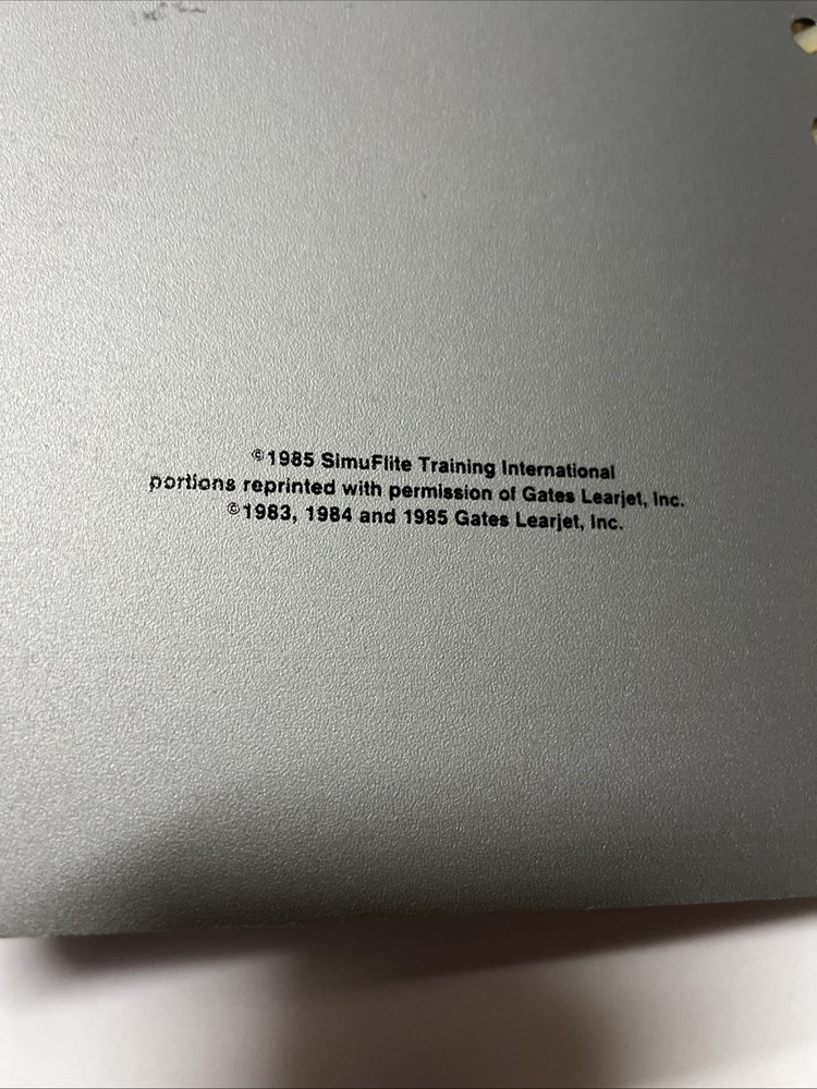 SimuFlite Learjet 25 Operating Handbook 1985