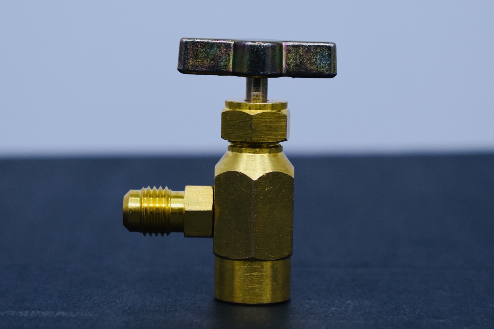 R290 Upright Charge, K-28 Valve, 10 cans with Top-Tap