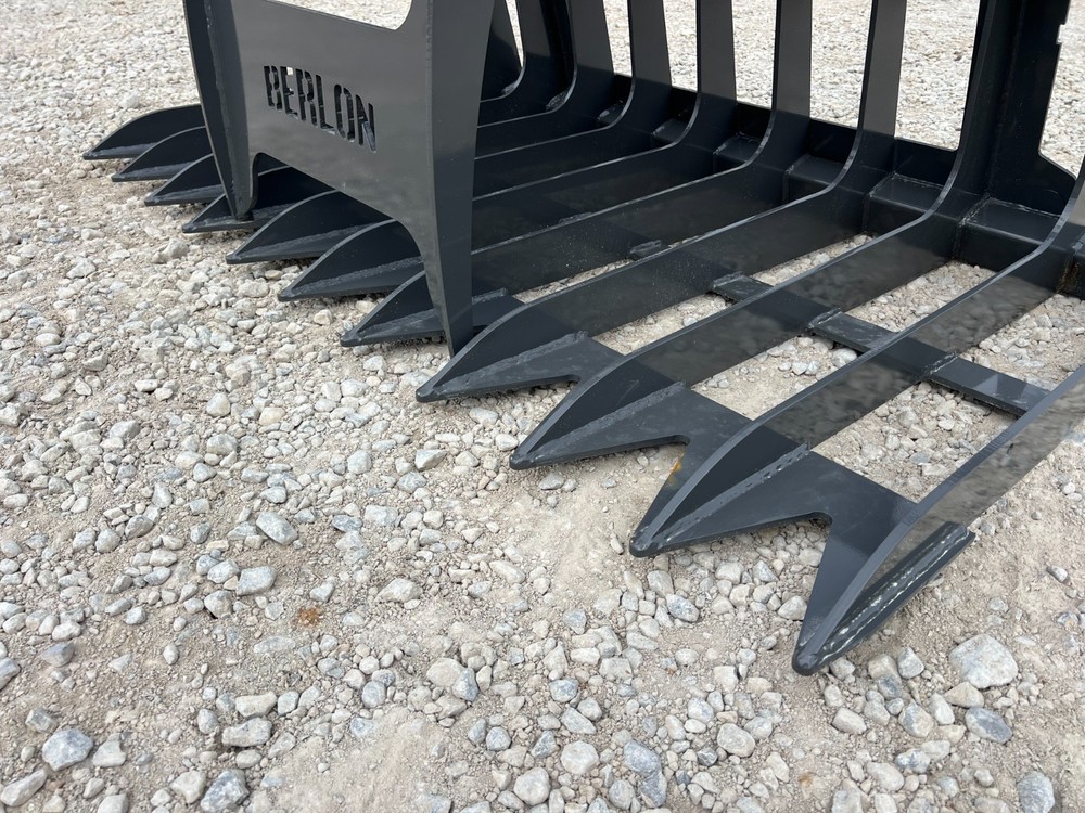 Berlon 66" Compact Tractor Root Brush Grapple Attachment Fits John Deere Loader