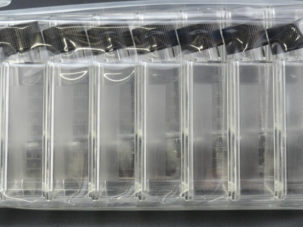 80 Corning 25cm² Cell Culture Flasks 3055 Angled Neck Triangular Sterile Treated
