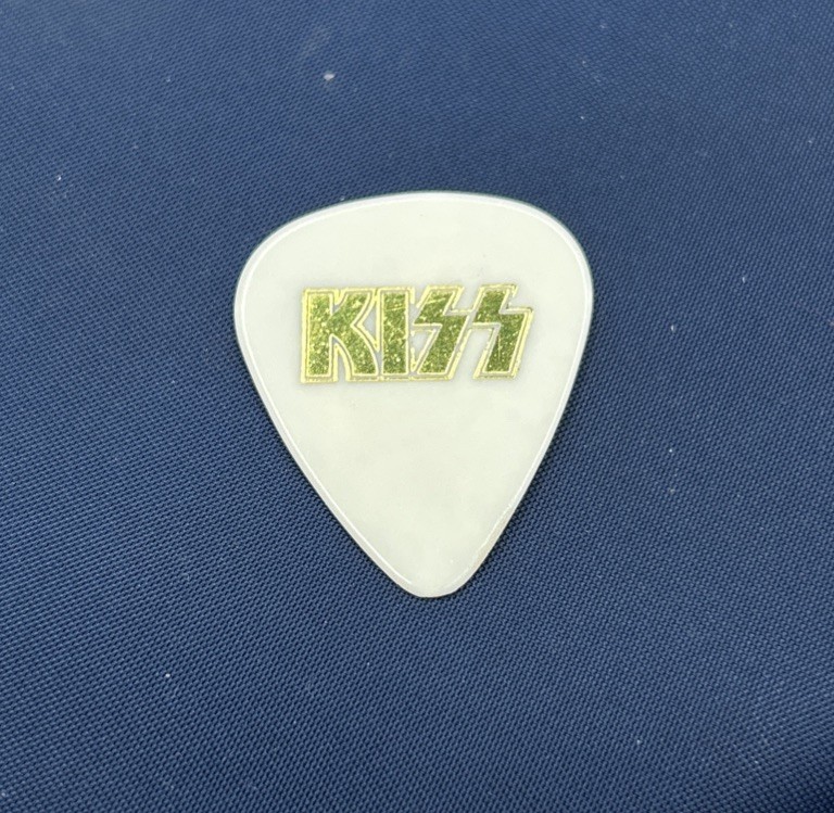 KISS USED STAGE PIC PAUL STANLEY SPIT THIS FROM HIS MOUTH TO ME; LOA; Tampa 1992