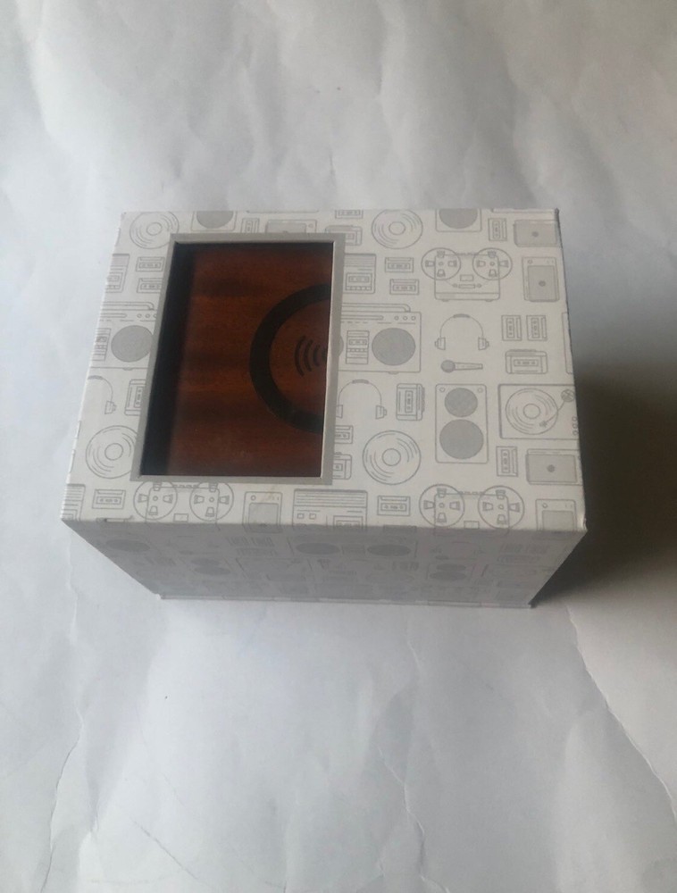 Leed’s Wooden Bluetooth Speaker with wireless Charging