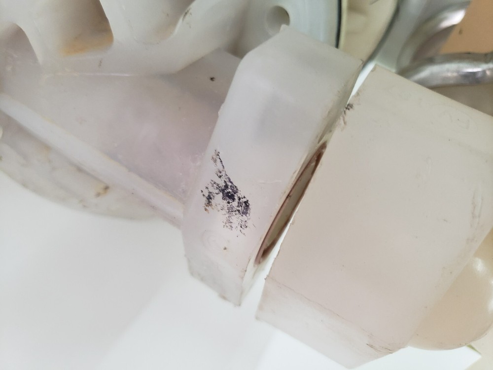 Versamatic Diaphragm Pump E1PP5F5T9C-CP Warren Rupp