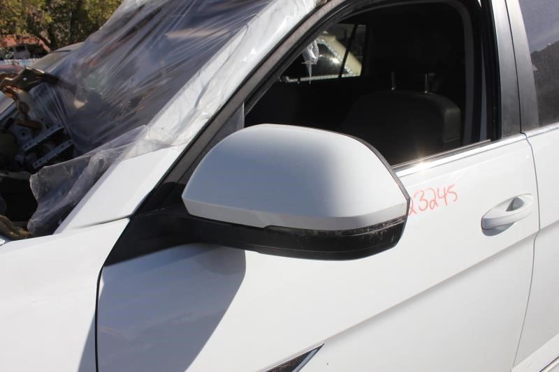 Camera/Projector Camera Front Windshield Mounted Fits 18 ATLAS 582312