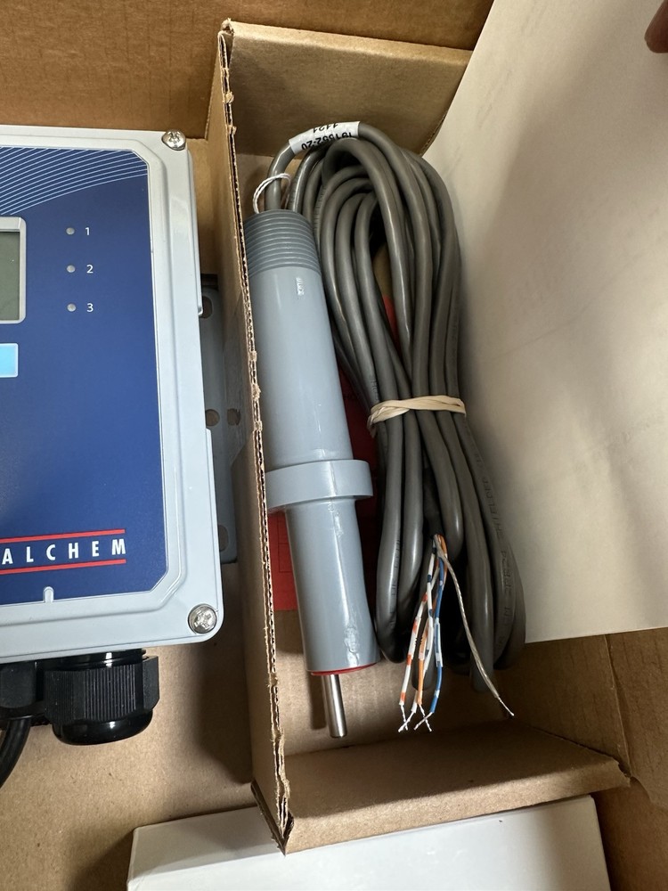 Walchem W100 Water Treatment controller PH Controller WPHPW120PN-B