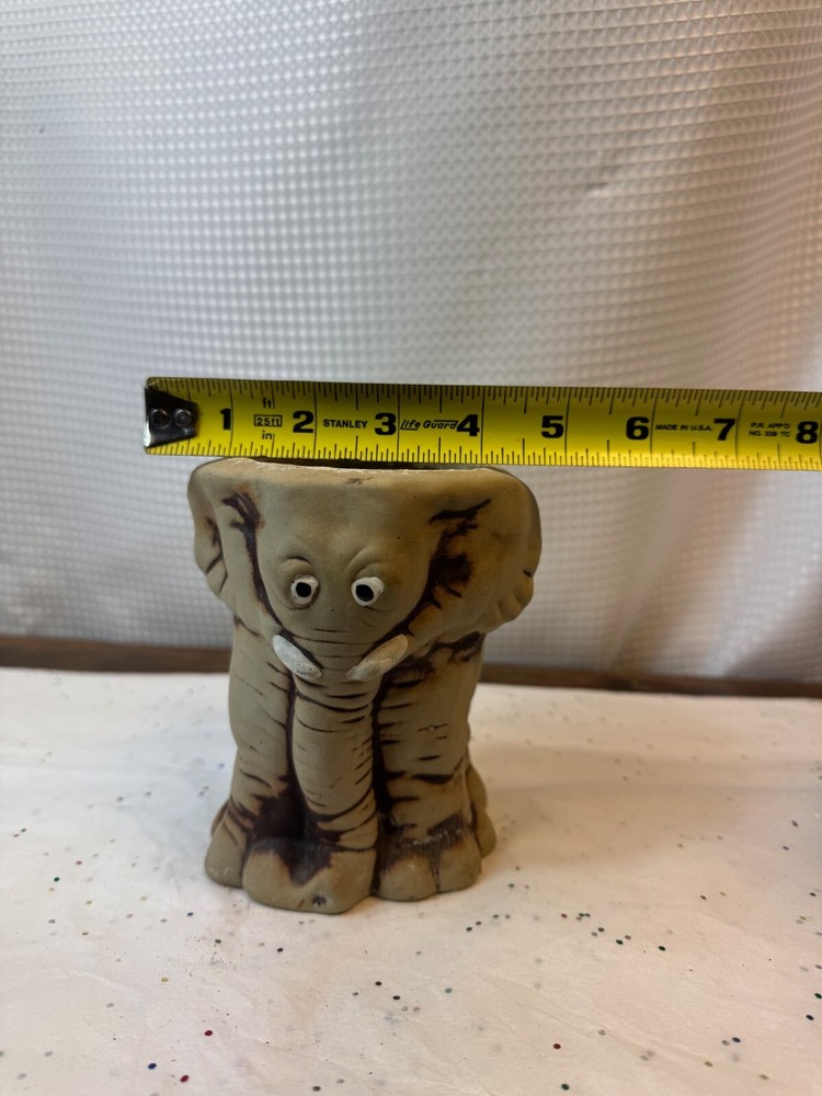 Ceramic 3D Funny Matte Sand Stone Textured Wrinkled Elephant Planter