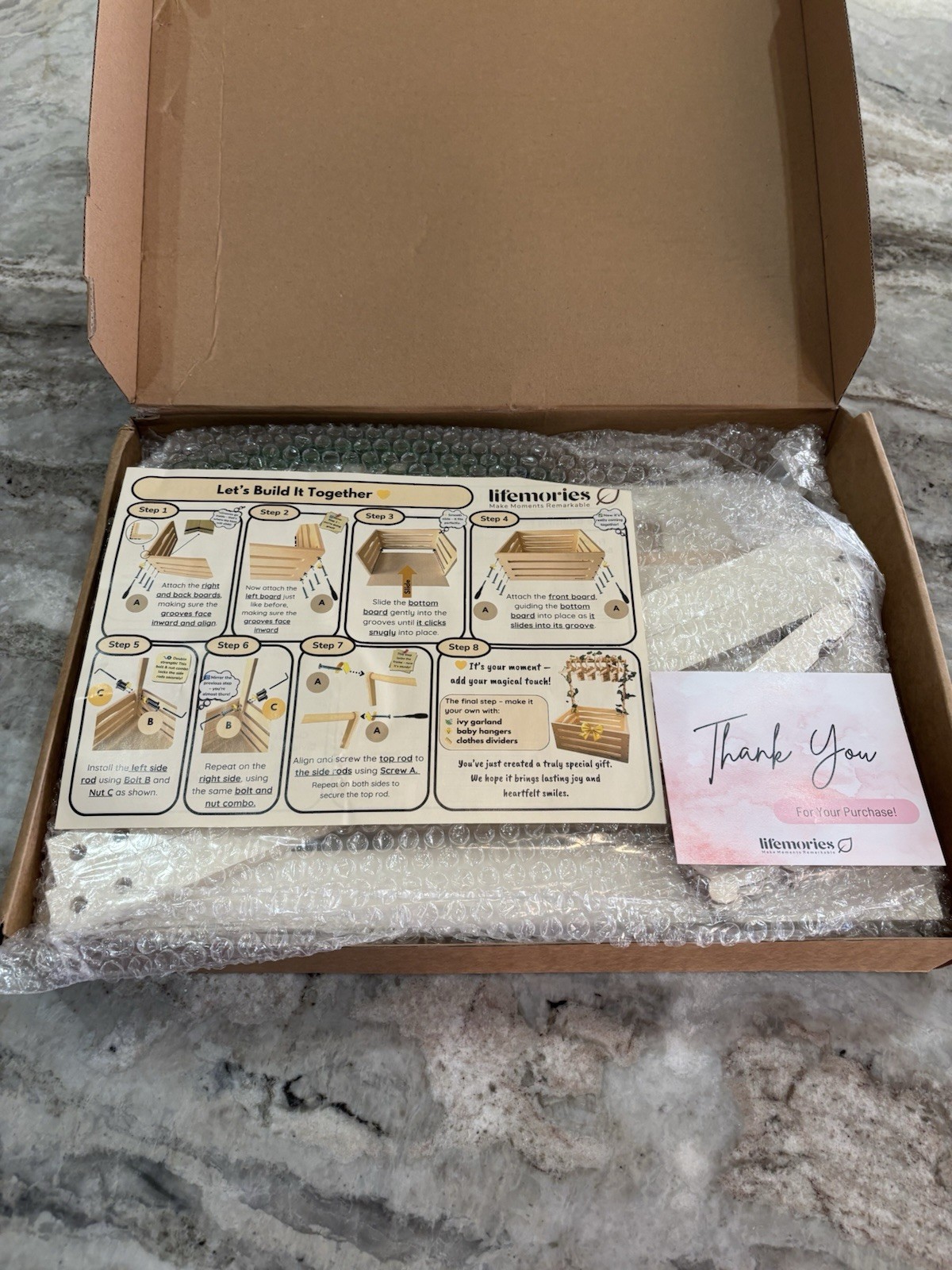 Kit Wooden Baby Shower Crate Closet Gift with Hangers, Large