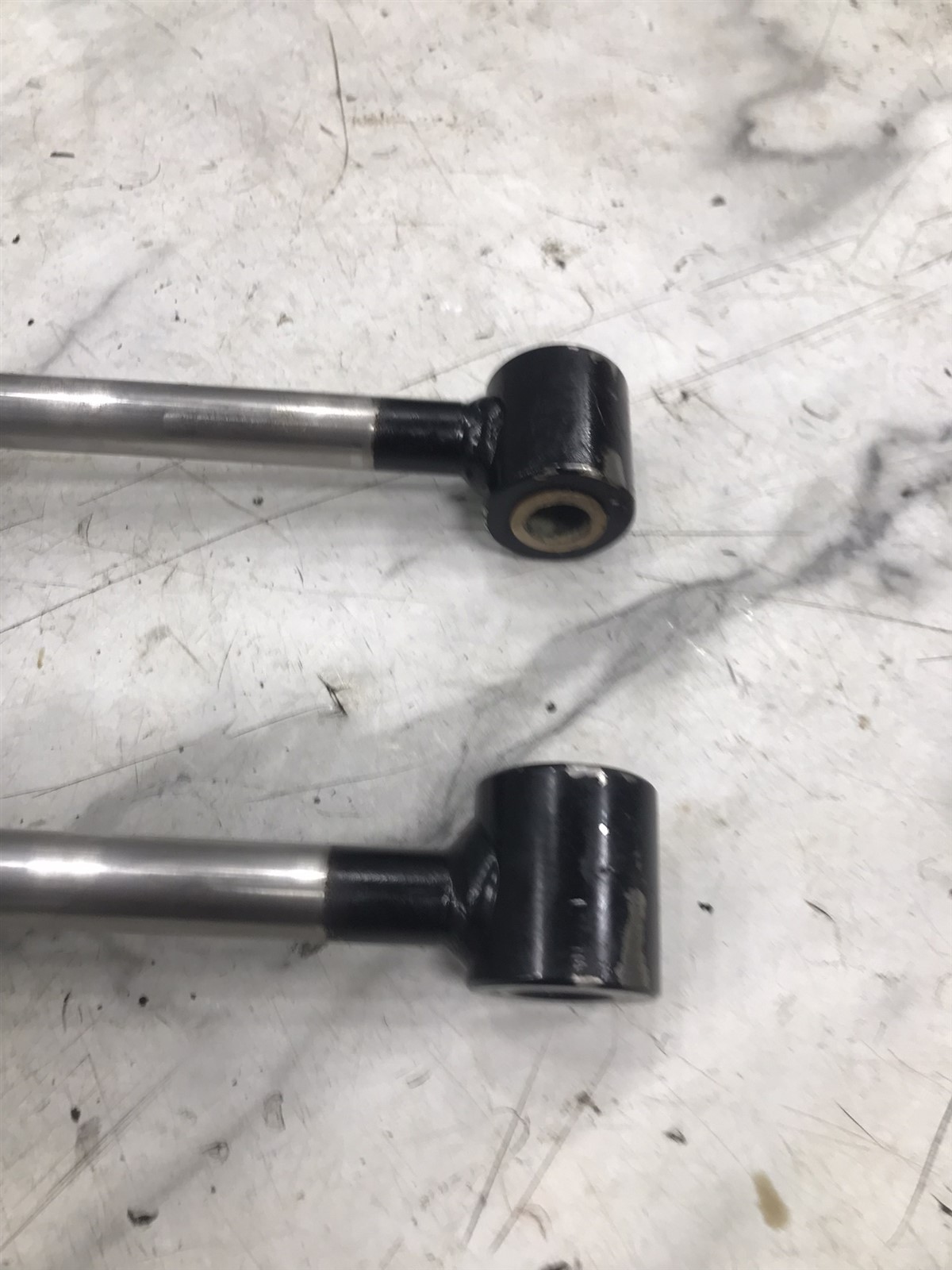 MerCruiser Mercury Marine out drive outdrive trim tilt lift hydraulic cylinders