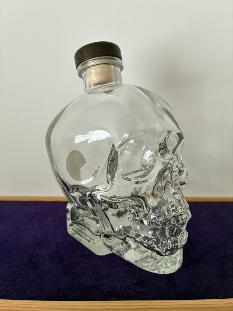 70CL/700ML Real Crystal Head Vodka Bottle (empty)