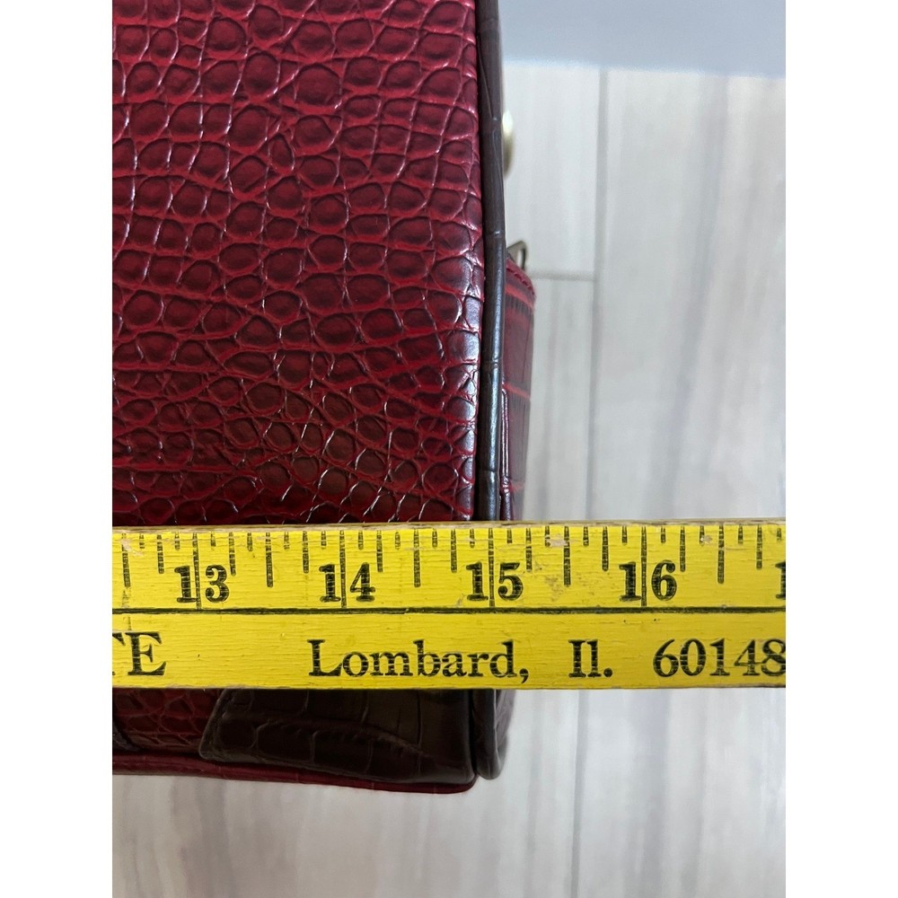 Husqvarna Viking Ruby Sewing Machine Case Croc Red Carry Bag Set