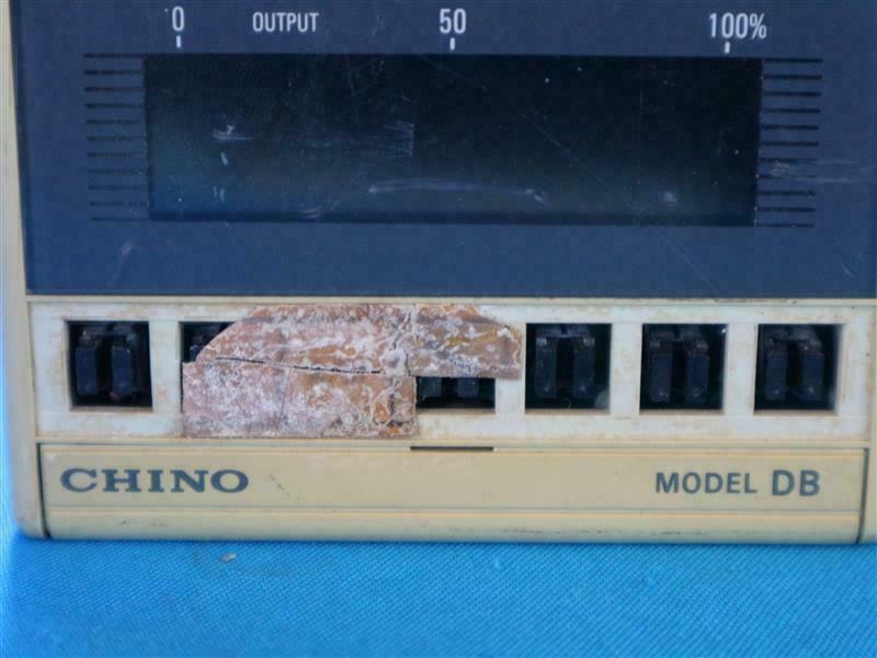 Chino DB DB1150-000 DB1150000 Digital Temperature Controller w/ Missing Cover