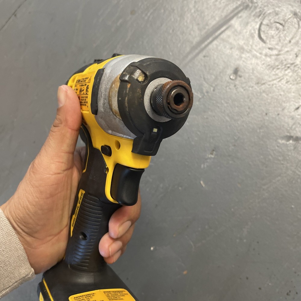 Dewalt DCF809 1/4” impact Driver. ¡¡Don’t Work‼️