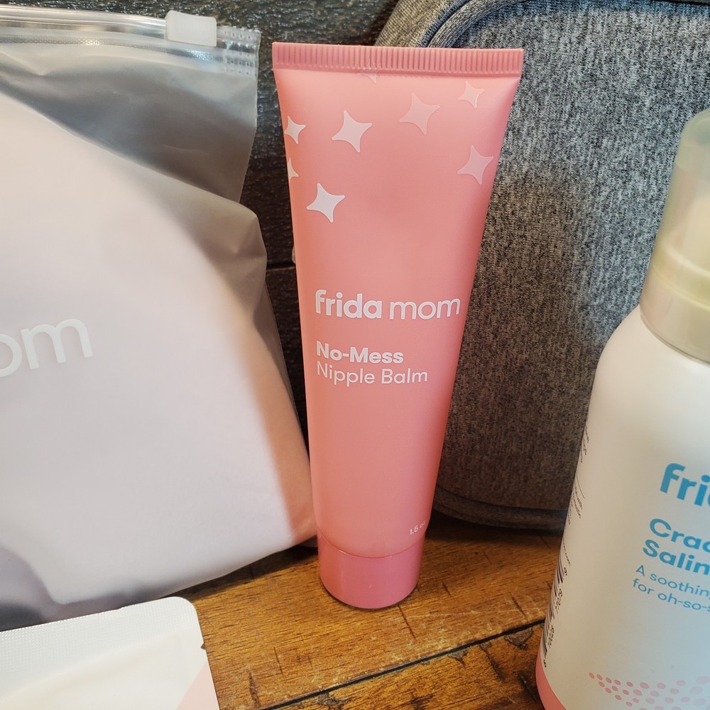 Frida Mom Breastfeeding Kit