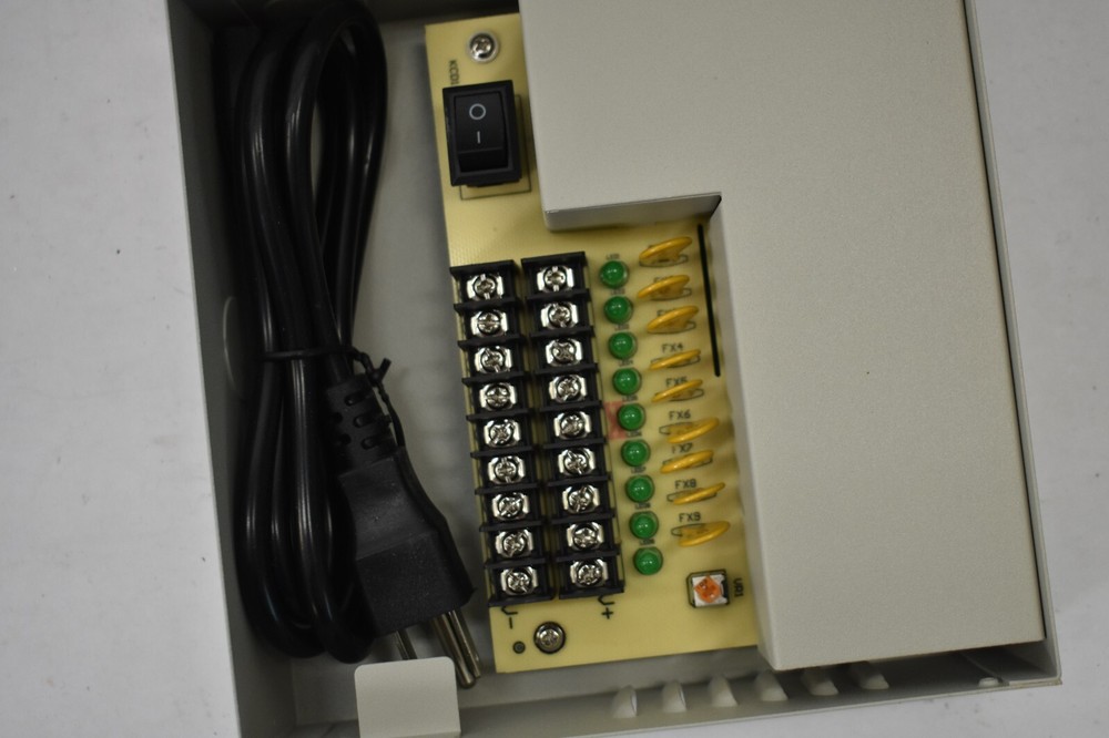 InVid Power Supply Box Enclosure Universal AC Input Range IPS-1205-D9 LED