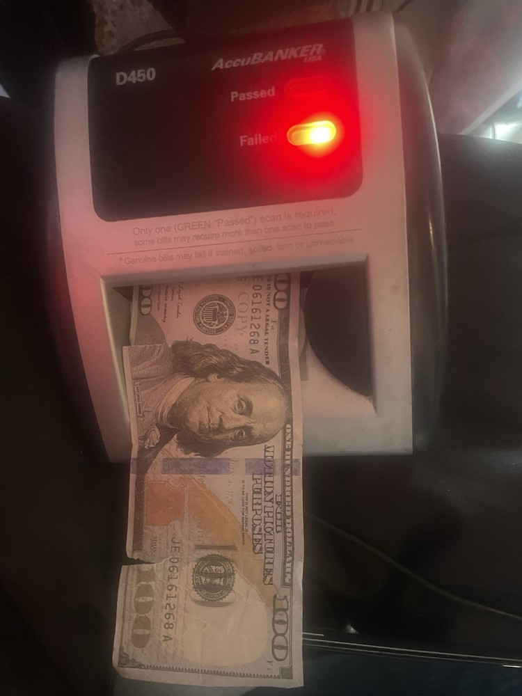AccuBANKER D450 Counterfeit Bill Detector