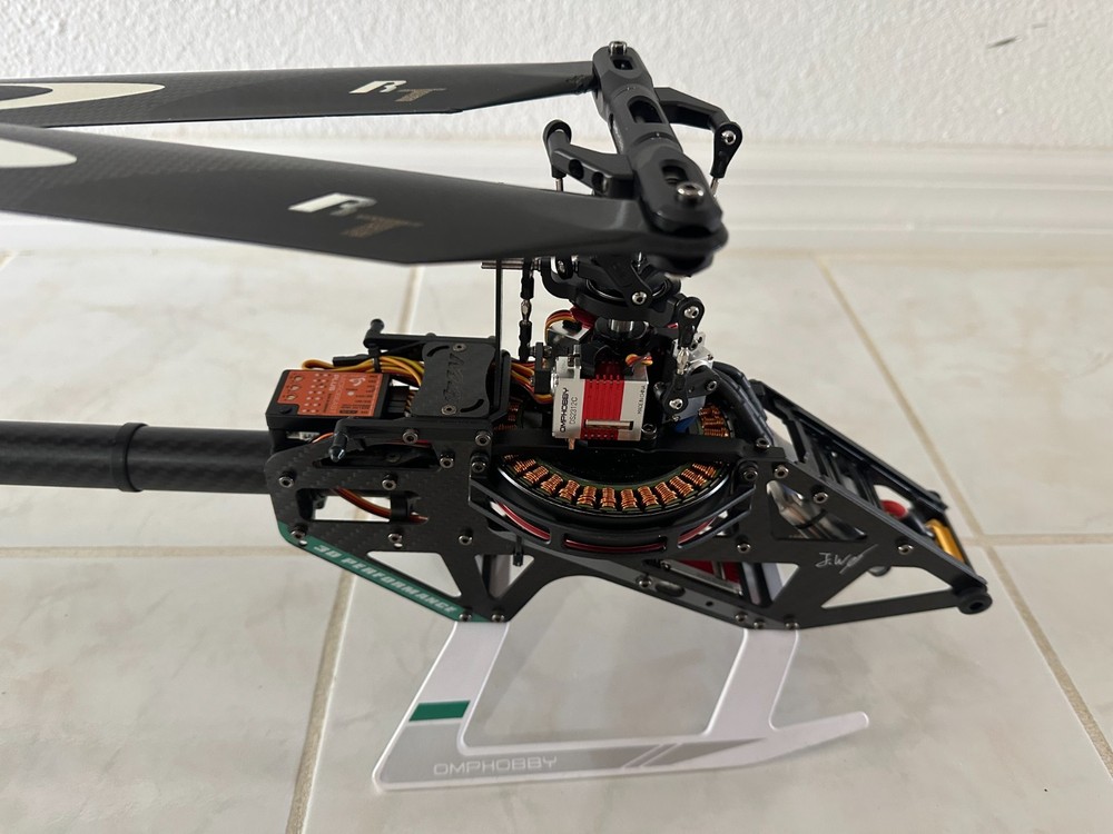 OMP M4 MAX BNF. Microbeast Plus,Spektrum satellite Flybarless System Helicopter
